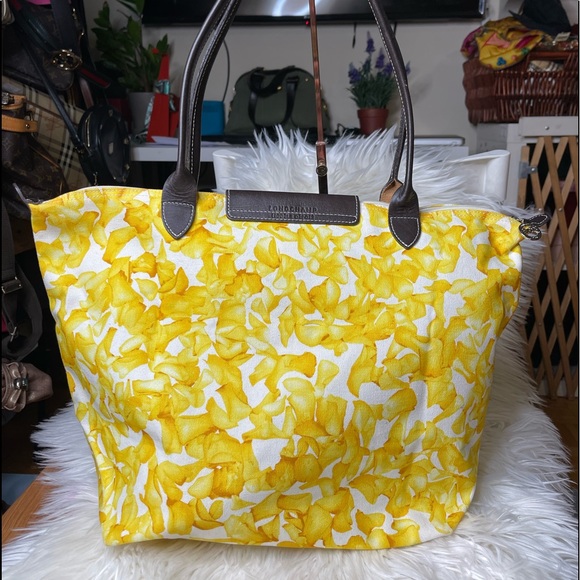 Longchamp - Picture 3 of 5